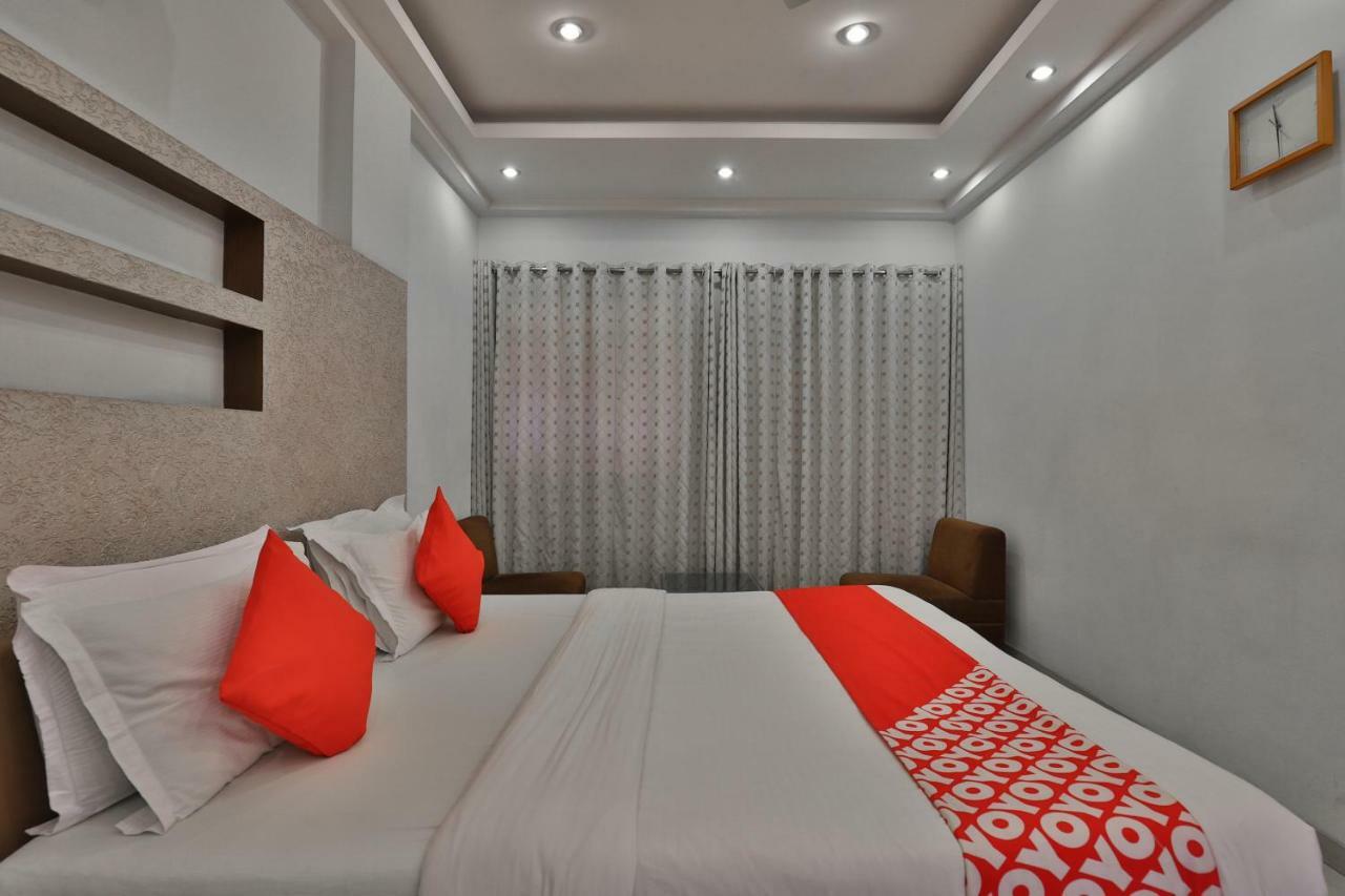 Oyo 14943 Shubh Suvidha Hotel Somnath Ngoại thất bức ảnh